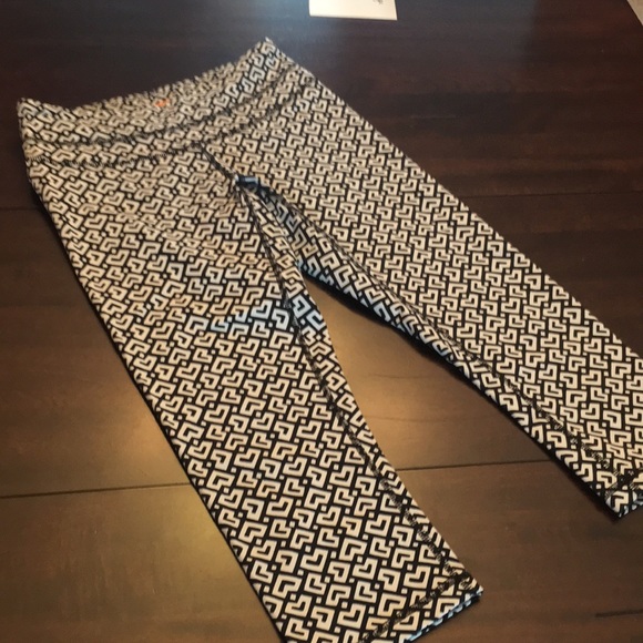 Lucy Pants - Lucy brand athletic capris.  Size s